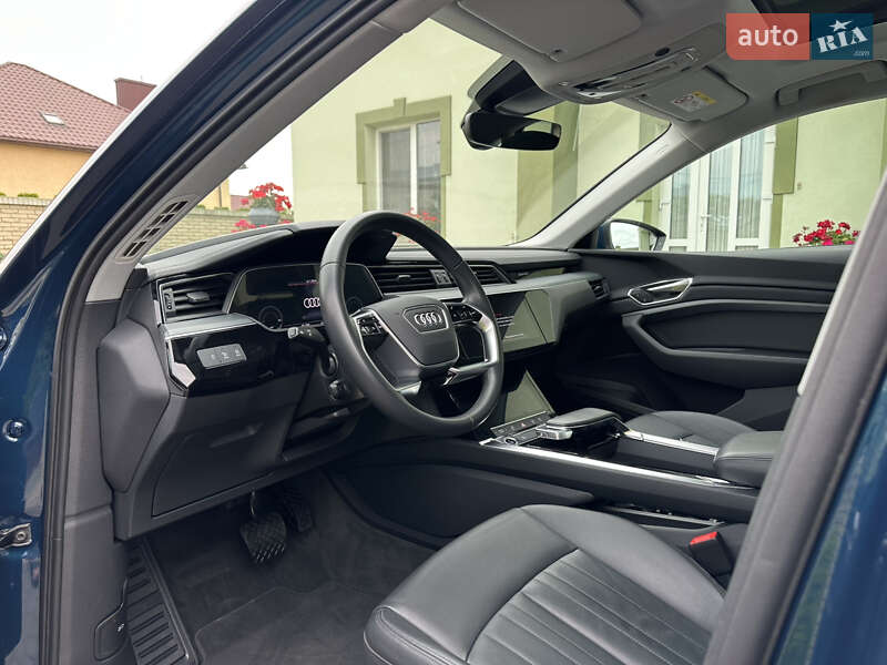 Позашляховик / Кросовер Audi e-tron Sportback 2021 в Тернополі