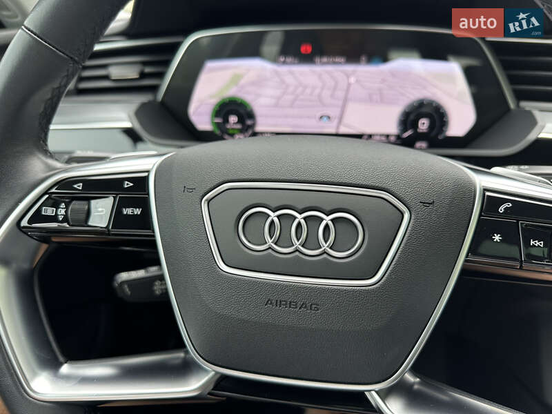 Позашляховик / Кросовер Audi e-tron Sportback 2021 в Тернополі