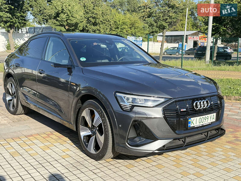 Внедорожник / Кроссовер Audi e-tron Sportback 2020 в 