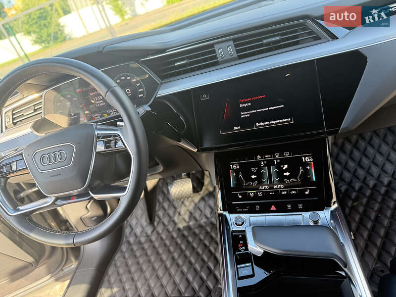 Внедорожник / Кроссовер Audi e-tron Sportback 2020 в Киеве
