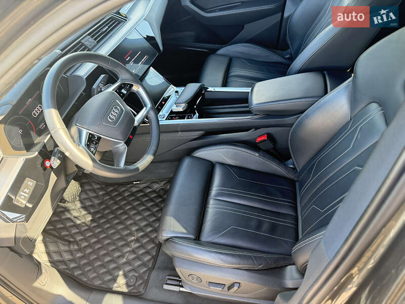 Внедорожник / Кроссовер Audi e-tron Sportback 2020 в Киеве