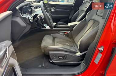Внедорожник / Кроссовер Audi e-tron Sportback 2021 в 