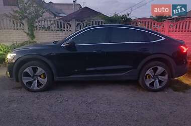 Позашляховик / Кросовер Audi e-tron Sportback 2020 в 