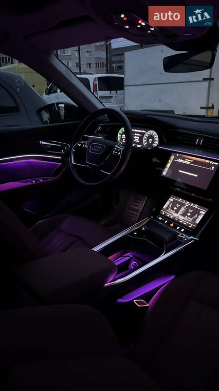 Внедорожник / Кроссовер Audi e-tron Sportback 2021 в Ивано-Франковске фото 60 Внедорожник / Кроссовер Audi e-tron Sportback 2021 в Ивано-Франковске