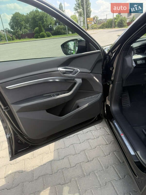 Внедорожник / Кроссовер Audi e-tron Sportback 2023 в Луцке