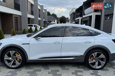 Внедорожник / Кроссовер Audi e-tron Sportback 2022 в 