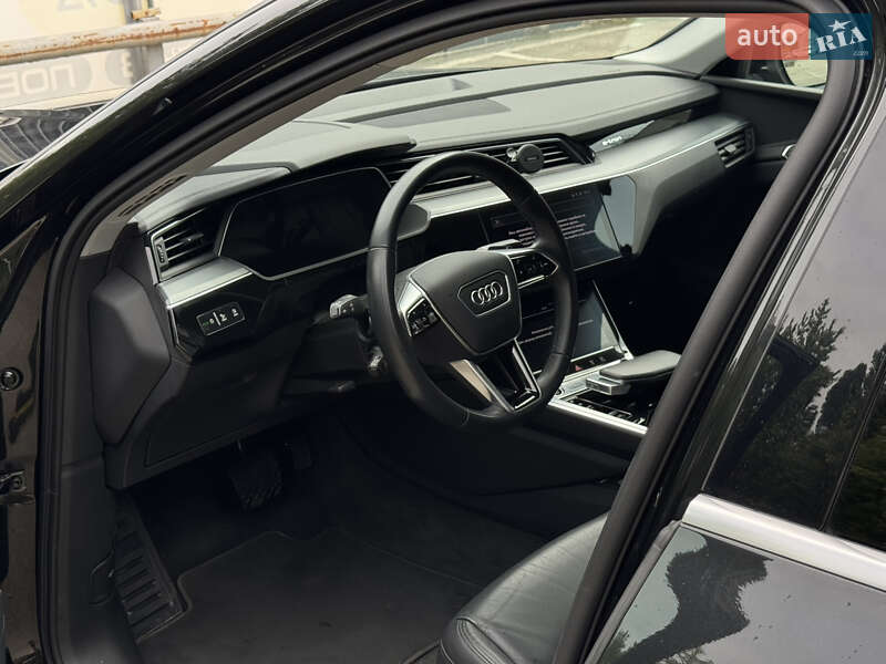 Внедорожник / Кроссовер Audi e-tron Sportback 2021 в Киеве