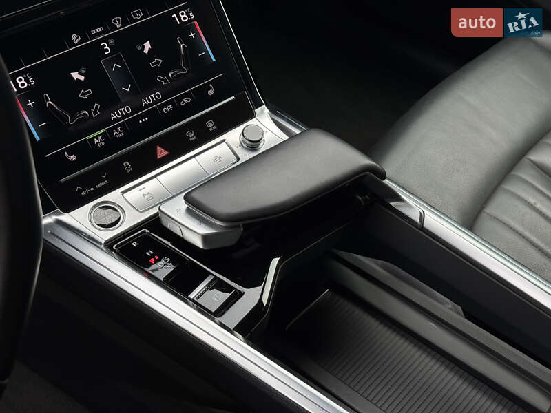Внедорожник / Кроссовер Audi e-tron Sportback 2021 в Киеве