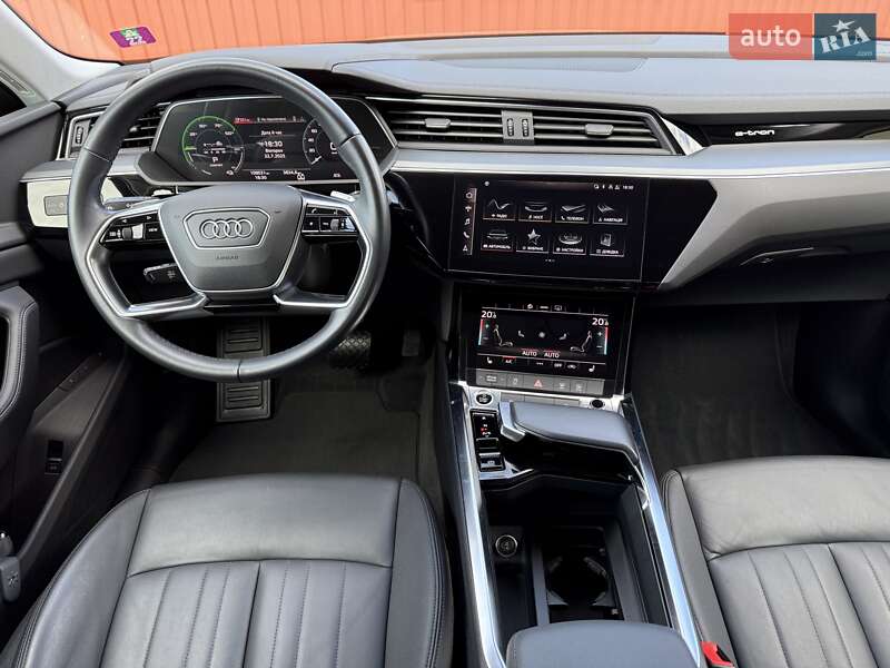 Внедорожник / Кроссовер Audi e-tron Sportback 2020 в Коломые