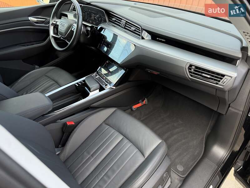 Внедорожник / Кроссовер Audi e-tron Sportback 2020 в Коломые