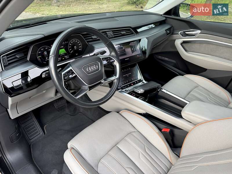 Внедорожник / Кроссовер Audi e-tron Sportback 2021 в Киеве