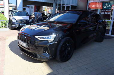 Позашляховик / Кросовер Audi e-tron Sportback 2022 в Львові