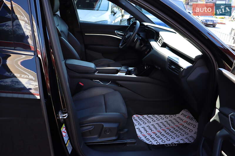 Внедорожник / Кроссовер Audi e-tron Sportback 2022 в Львове