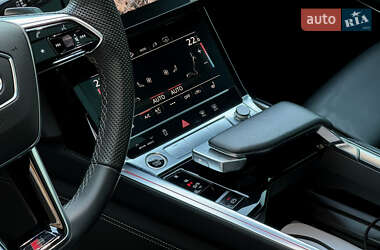 Внедорожник / Кроссовер Audi e-tron Sportback 2021 в 