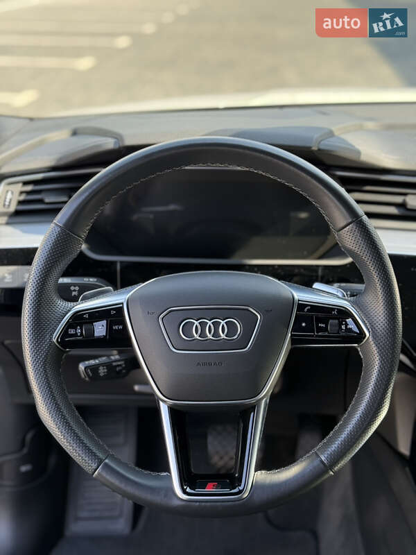 Позашляховик / Кросовер Audi e-tron Sportback 2022 в Луцьку фото 13 Позашляховик / Кросовер Audi e-tron Sportback 2022 в Луцьку