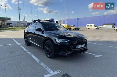 Позашляховик / Кросовер Audi e-tron Sportback 2021 в Сумах