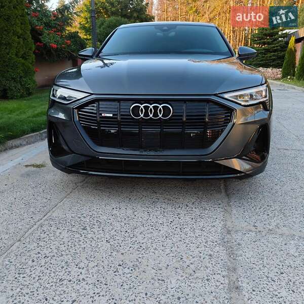 Позашляховик / Кросовер Audi e-tron Sportback 2021 в Дніпрі фото 8 Позашляховик / Кросовер Audi e-tron Sportback 2021 в Дніпрі