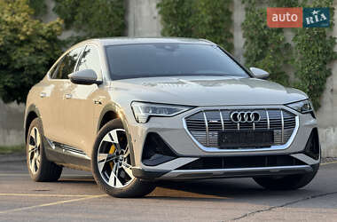 Позашляховик / Кросовер Audi e-tron Sportback 2021 в Рівному