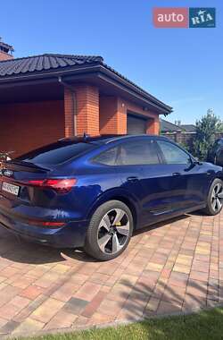 Позашляховик / Кросовер Audi e-tron Sportback 2021 в Києві