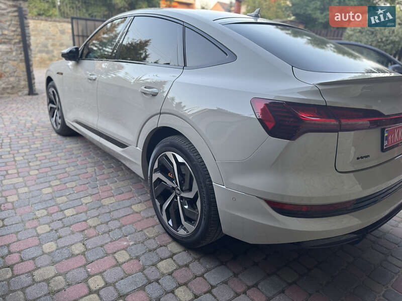 Внедорожник / Кроссовер Audi e-tron Sportback 2022 в Львове