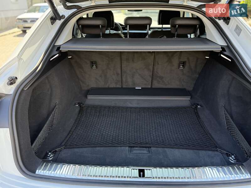 Позашляховик / Кросовер Audi e-tron Sportback 2021 в Одесі