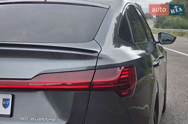 Внедорожник / Кроссовер Audi e-tron Sportback 2020 в 