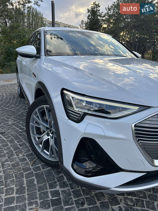 Внедорожник / Кроссовер Audi e-tron Sportback 2020 в Днепре фото 2 Внедорожник / Кроссовер Audi e-tron Sportback 2020 в Днепре