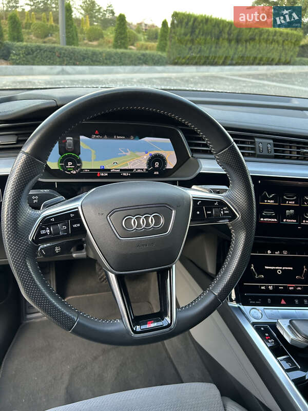 Внедорожник / Кроссовер Audi e-tron Sportback 2020 в Днепре фото 65 Внедорожник / Кроссовер Audi e-tron Sportback 2020 в Днепре