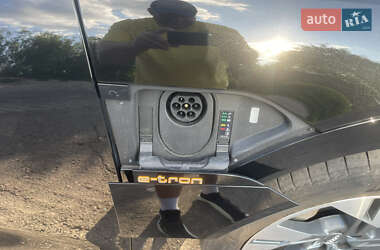 Внедорожник / Кроссовер Audi e-tron Sportback 2020 в 