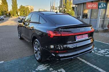 Внедорожник / Кроссовер Audi e-tron Sportback 2022 в 