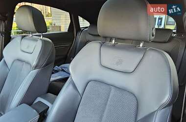 Внедорожник / Кроссовер Audi e-tron Sportback 2022 в 