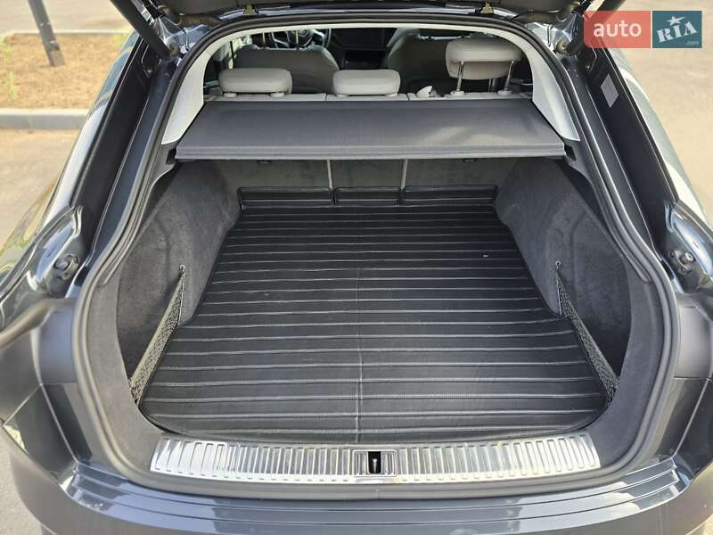 Позашляховик / Кросовер Audi e-tron Sportback 2020 в Дніпрі