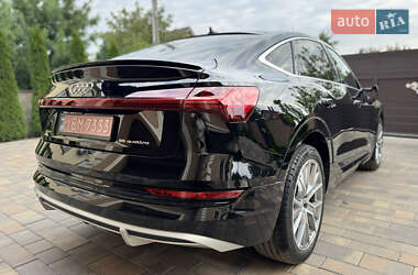 Внедорожник / Кроссовер Audi e-tron Sportback 2023 в 