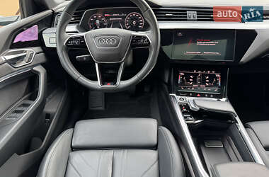 Внедорожник / Кроссовер Audi e-tron Sportback 2023 в 