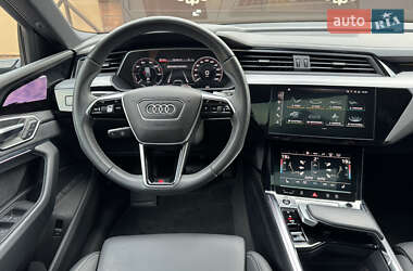 Внедорожник / Кроссовер Audi e-tron Sportback 2023 в 