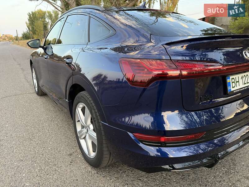 Внедорожник / Кроссовер Audi e-tron Sportback 2020 в Белгороде-Днестровском