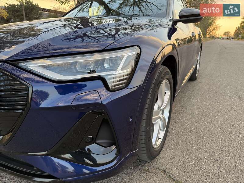 Внедорожник / Кроссовер Audi e-tron Sportback 2020 в Белгороде-Днестровском