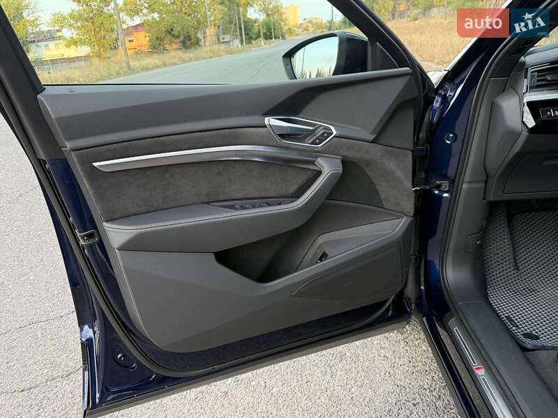 Внедорожник / Кроссовер Audi e-tron Sportback 2020 в Белгороде-Днестровском