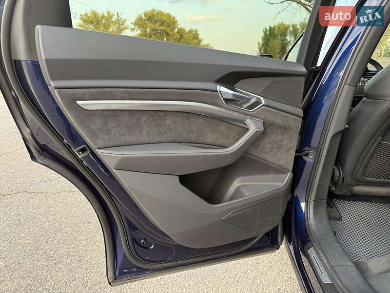 Внедорожник / Кроссовер Audi e-tron Sportback 2020 в Белгороде-Днестровском