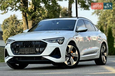 Внедорожник / Кроссовер Audi e-tron Sportback 2022 в 