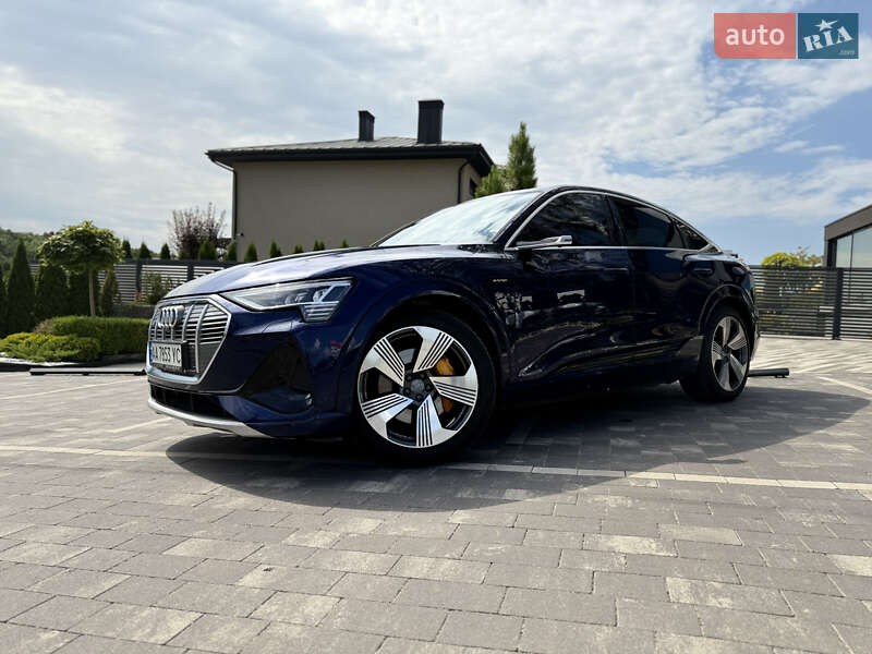 Внедорожник / Кроссовер Audi e-tron Sportback 2020 в 