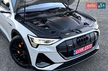 Внедорожник / Кроссовер Audi e-tron Sportback 2022 в 