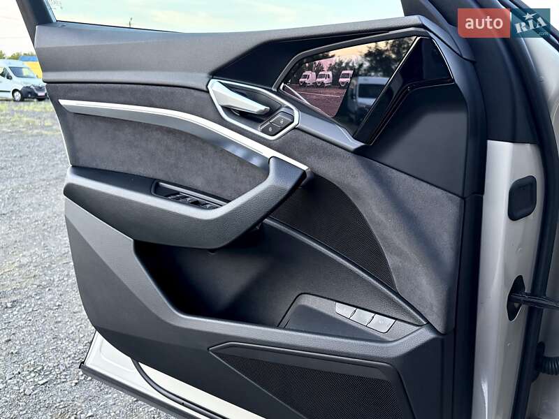 Внедорожник / Кроссовер Audi e-tron Sportback 2022 в Киеве