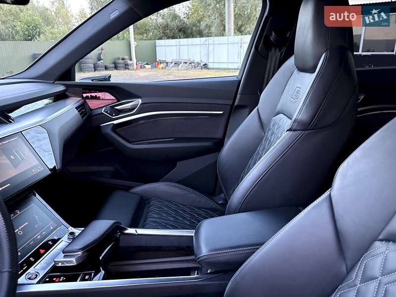 Внедорожник / Кроссовер Audi e-tron Sportback 2022 в Киеве