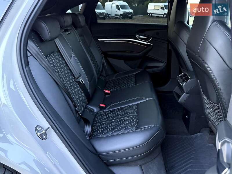 Внедорожник / Кроссовер Audi e-tron Sportback 2022 в Киеве