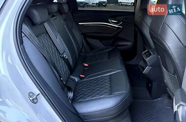Внедорожник / Кроссовер Audi e-tron Sportback 2022 в 