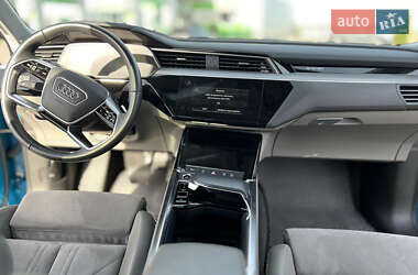 Внедорожник / Кроссовер Audi e-tron Sportback 2020 в 