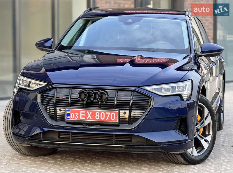 Внедорожник / Кроссовер Audi e-tron Sportback 2021 в 