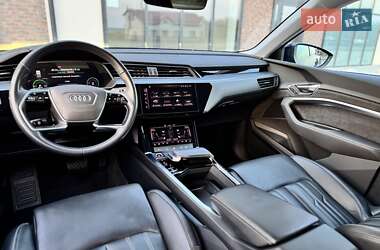 Внедорожник / Кроссовер Audi e-tron Sportback 2021 в 