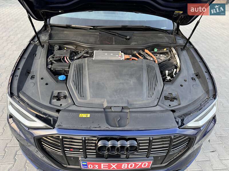 Внедорожник / Кроссовер Audi e-tron Sportback 2021 в Тернополе